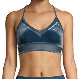 ALO Yoga Luxe Bra in Eclipse